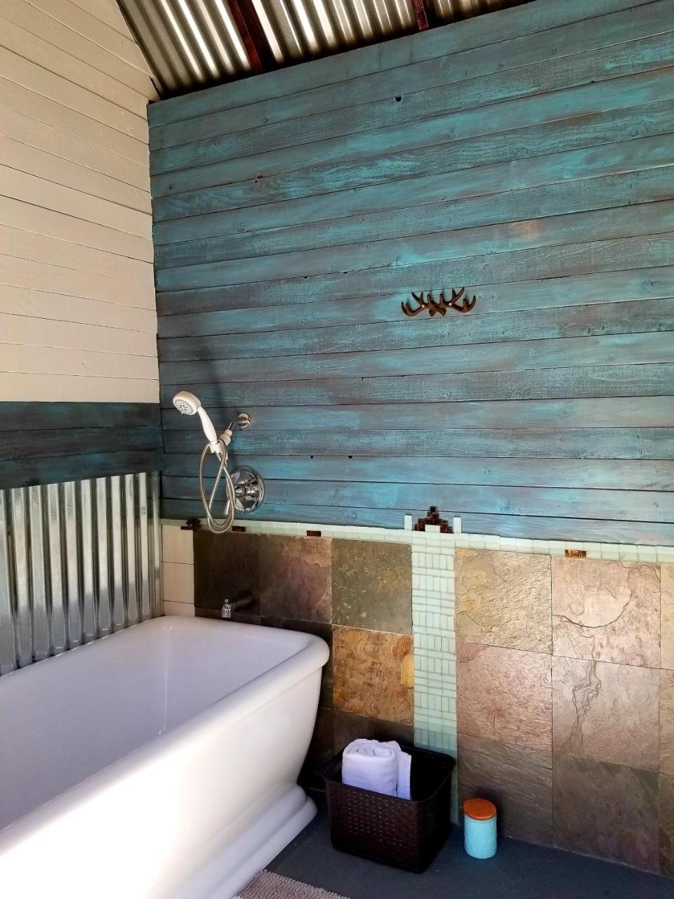 Sacred Mtn River Suites Kernville Exterior foto